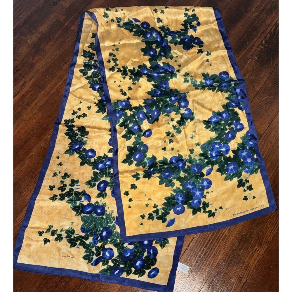 AS14# Metropolitan Museum of Art Silk Scarf Morning Glory Floral Made Japan